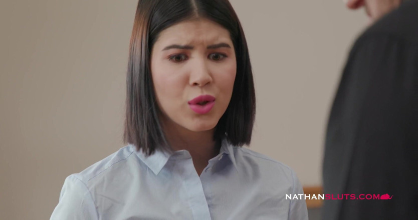 Nathansluts: Kundička sexy teenagerky Lady Dee ošukaná nevlastním otcem