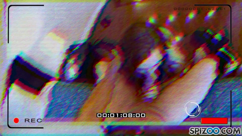 Spizoo: John se setká s Kiki