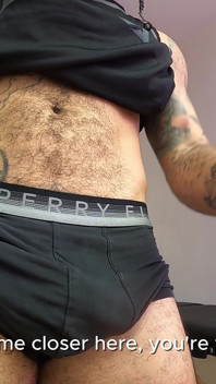 Giant Tattoo Artist Shows His Cock to Tiny Human