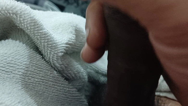 Daddy Dude: Look at Daddy's Penis, Is It Small or Big? Tell...