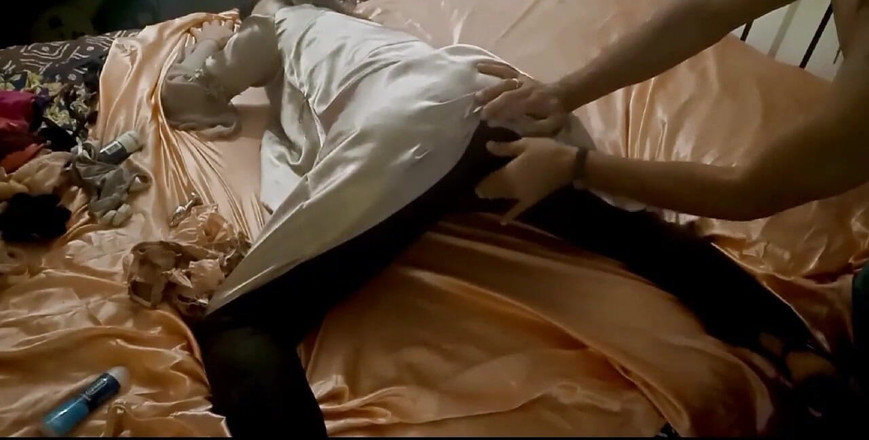 Sexy O2: 1491 （01） - 金发素人，黑色紧身胸衣，缎面内裤，黑色皮裤，白色熟女，后入式，第一人称视角，深喉