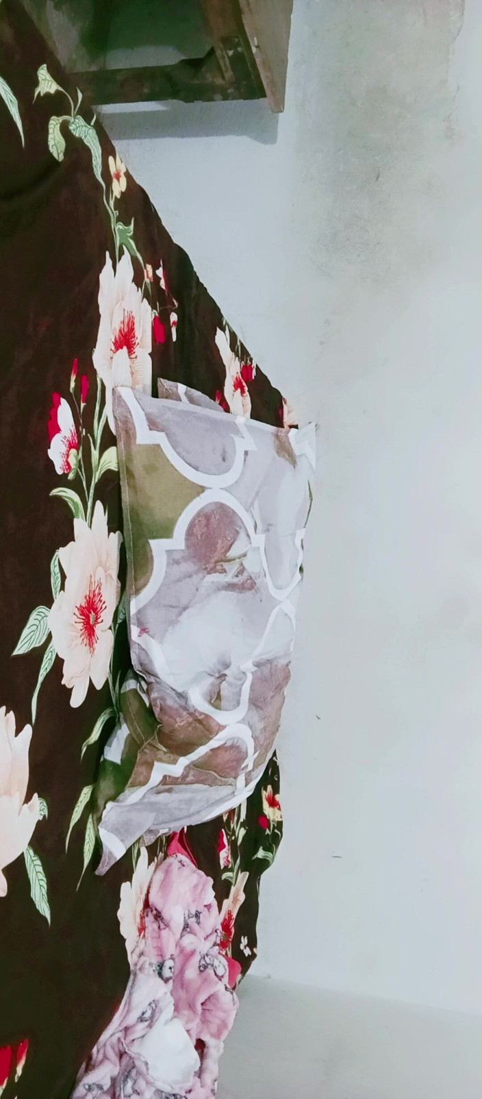 AlarmedFriction635: Fantoma o seduce pe Reshmi sexy în privat