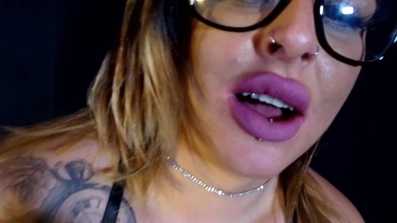 MILF MAFIA: Dominant British MILF Loves to Ride
