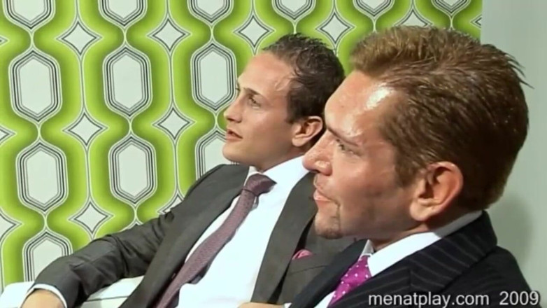 MenAtPlay: On the Couch: Alejandro and Dorian