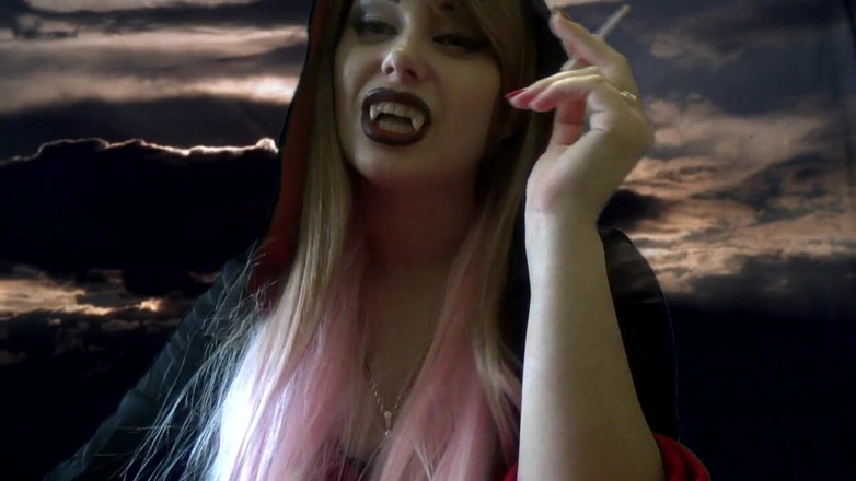 Goddess Misha Goldy: Evil Giantess Vampire Akan Melakukan Sedikit Lubang Dalam Badan Kecil...