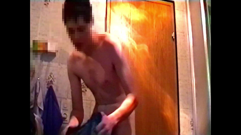 Mark Hannes: 淋浴和驼峰手淫