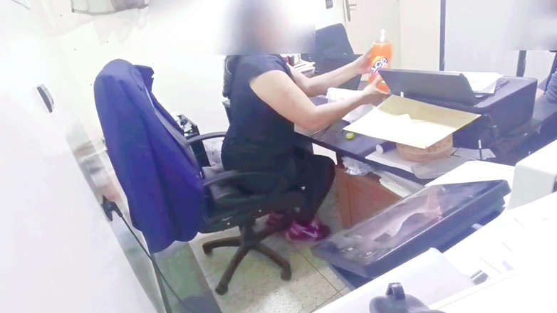BBW LATINA: 내 상사는 내 다리가 흔들리기 시작할 때까지 그의 사무실에서 나를 따먹어