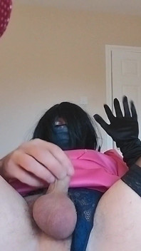 Sissy Princess in Pink, Anal-plugged Cumshot