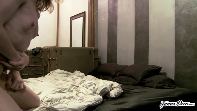 James Deen: James Deen에게 입에 뿌리고 하드코어하게 따먹히는 Luna Bast