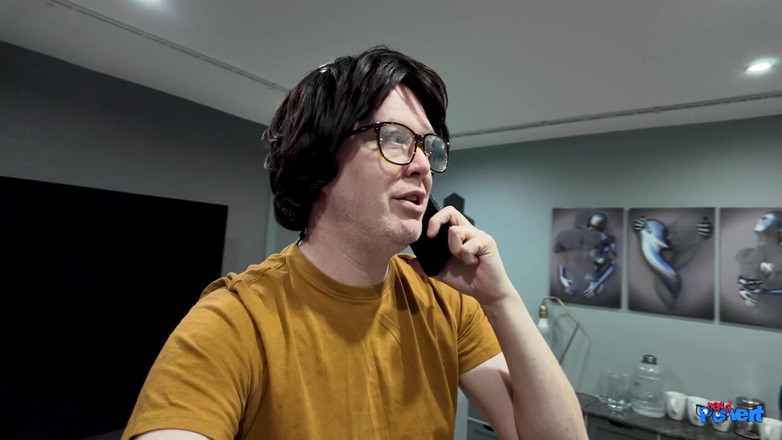 Nerd Pervert: Carli Hudsone Kutas ssanie dziwka