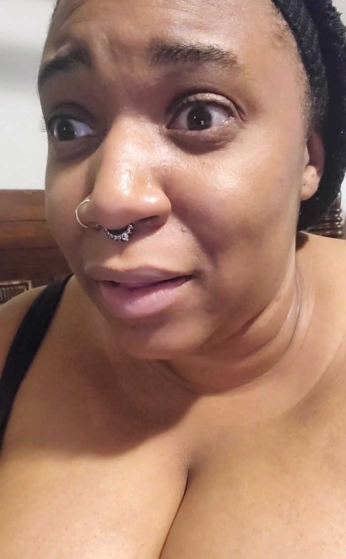 Josie4yourpleasure: Ik ben eindelijk thuis.