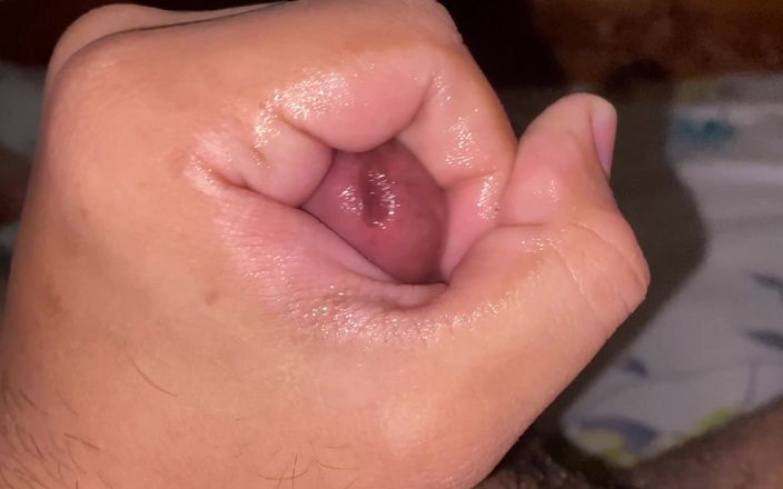 HornyNahidHasan: 내 자지를 빨아주는 핫한 남자