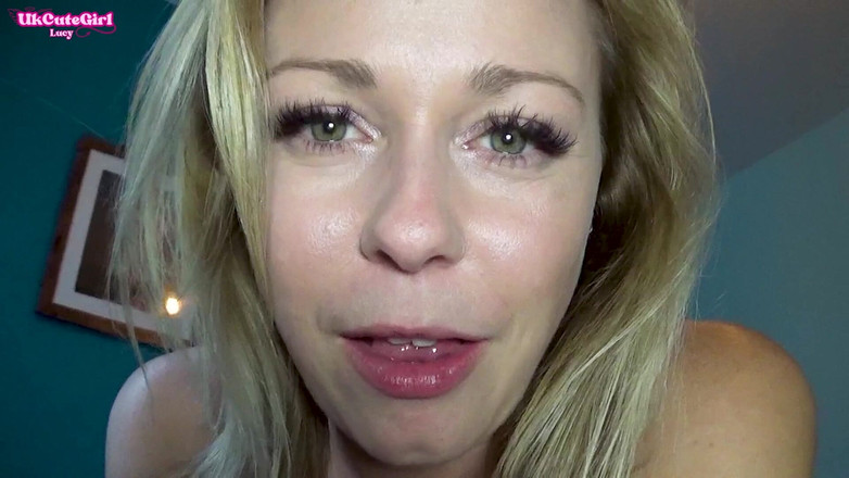 UKCuteGirl: Kejutan lelaki kecil menyembunyikan laci seluar dalam dikongkek!