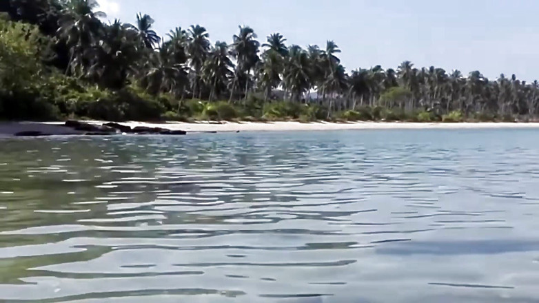 Pinoy_Nudist: Unsere fkk-Momente .. Meine filipina-fkk-ehefrau genießt nacktes inselhüpfen