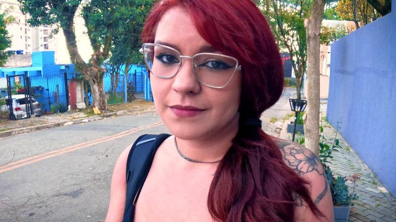 Redxxcutie: Bản Thu Âm Đầu Tiên Của Tôi, Anh Chàng Đến Bên Trong Tôi