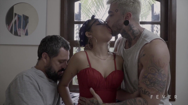 Fever Films: Podvádění mého přítele se dvěma muži