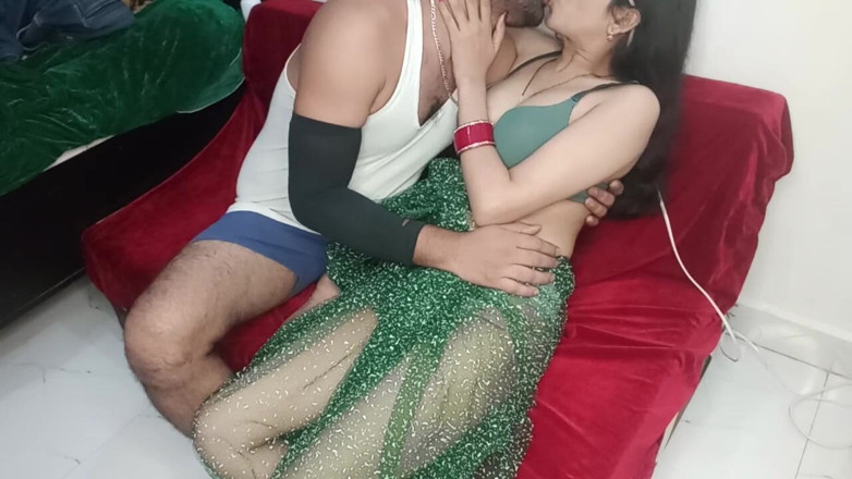 cuteindiancpl21: Des couples desi hardcore baisent toute la nuit