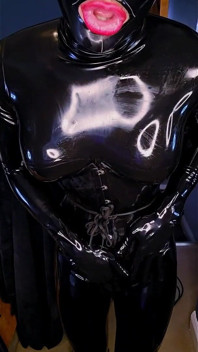Latexová dolly