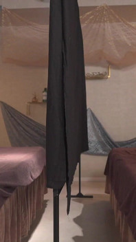 Magic Mirror Cuckold Massage,couldn T Resist the Amazing Techniques of a Busty Lady. 1