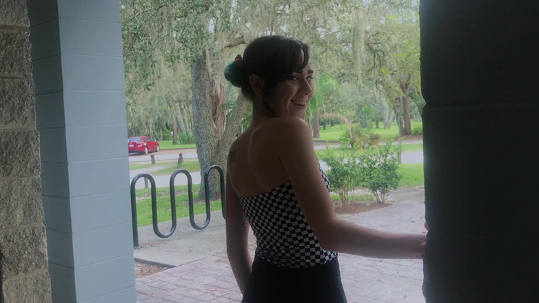 kactus kutie: Đi tiểu trong nhà vệ sinh hoặc trong tự nhiên