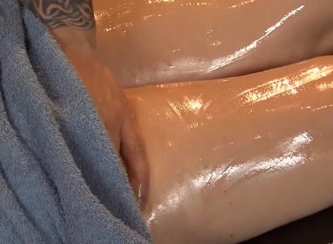 Perfect Porno: ภรรยาสุดสวยโดนเย็ดหีแบบลึกซึ้งด้วยควยแข็งๆ
