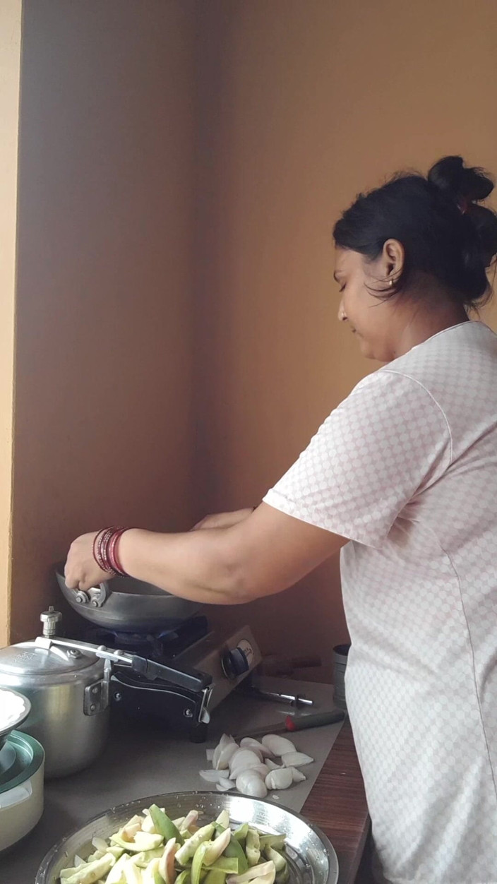 Puja555: Puja Bhabhi ochtendblogs badkamerscène schoonmaakster