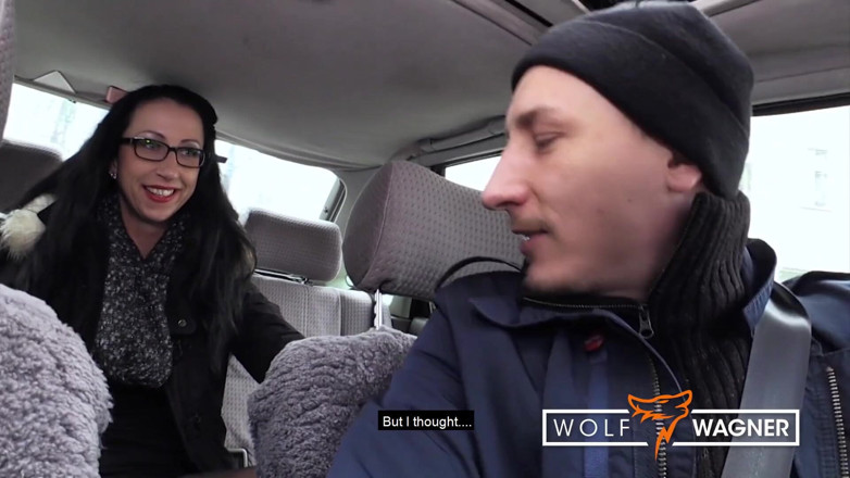 Wolf Wagner Com: Stella được đụ kiểu chó trong công viên & nuốt tinh dịch nóng...