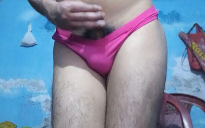 Lustyizlife: Geiler indischer teen-junge mit Phimosis-schwanz, während er den rosa bh...