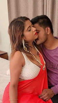 Desi Bhabhi Hardcore Sex with Black Boy Big Dick (hindi Audio)
