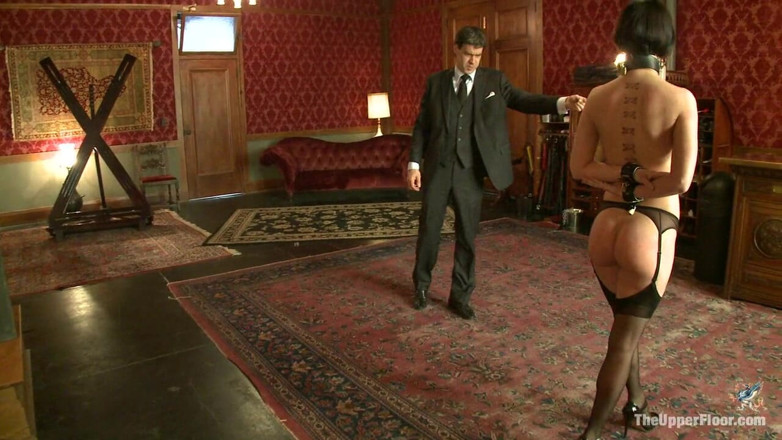 The Upper Floor by Kink: Servicesessie: de vloer opdrijpen met gescheurde