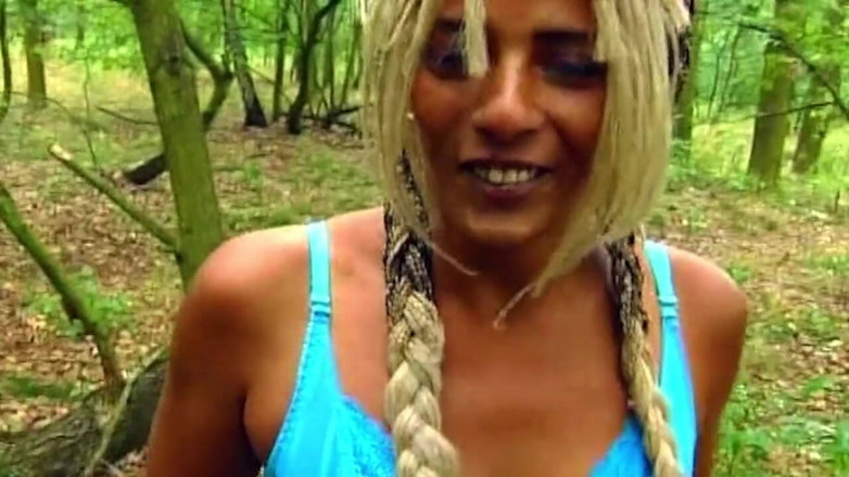 NAUGHTYPOLSKA: Grote zwarte lul tong rekt blond poesje wijd uit in...