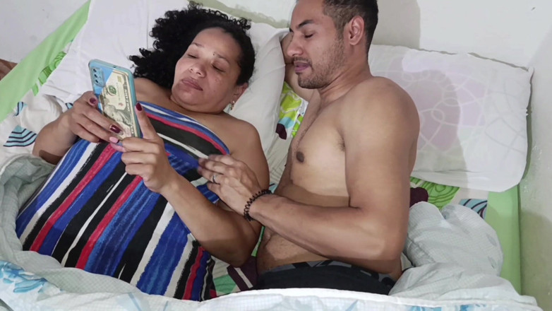 Ckmilkmam96: Pantat bahenol ibu tiriku dientot habis-habisan sampai mengerang keenakan