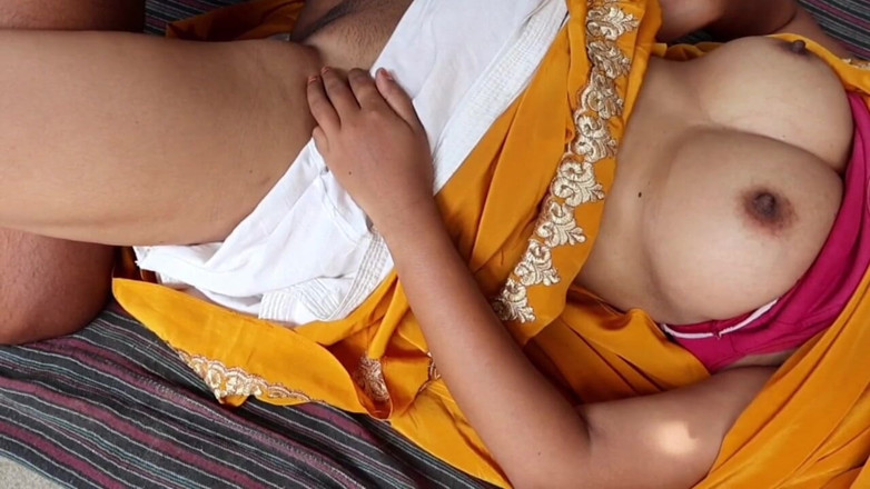 Saloni: 핫한 마누라