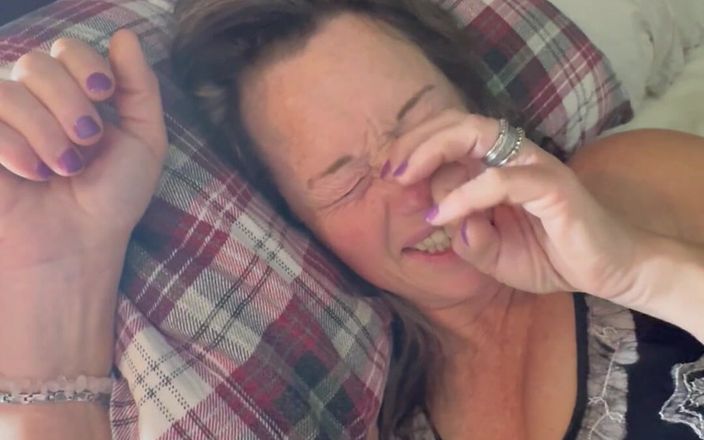 Bonewizzard69: Natural Wife Bonemaiden Is Full of Dirty Surprises