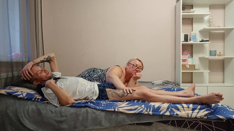 Zona901: Ejaculare de la muie la mama vitregă în gură