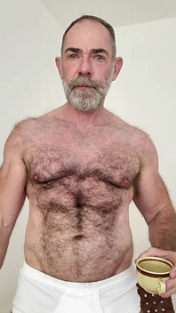 Sexy Hairy Muscle Bear