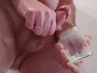 Cicci77 en Pedro gaan verder met de dagelijkse productie van sperma voor hun fans