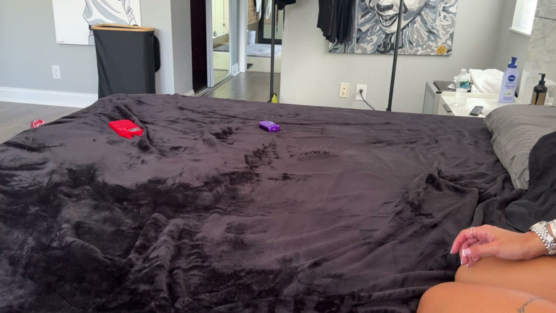 Teddy Tarantino: Teddy Tarantino dostane nedbalý rim job a šuká Sisi do zadku