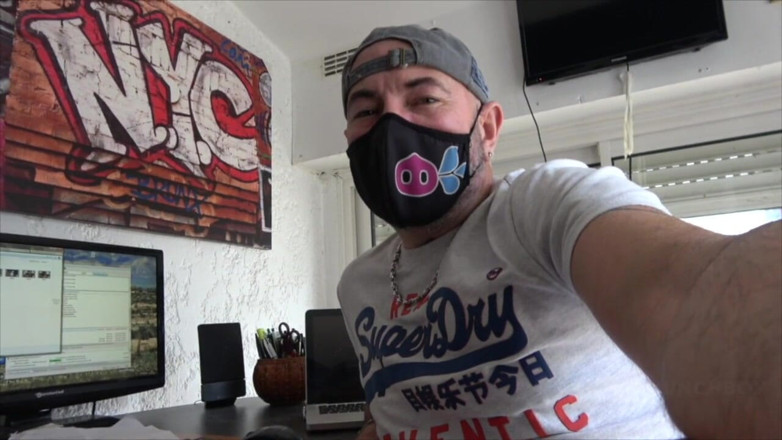 Shemale videos: Cougar seksi Transeuxel dikongkek oleh twink lurus