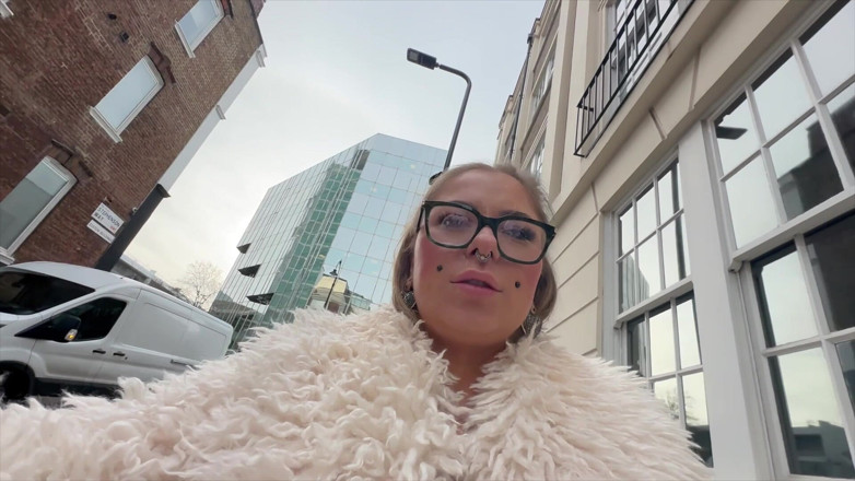 Cumwalkoffame: Sandie Candy Cumwalk