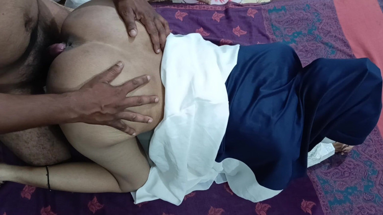 Dearshivani: La ragazza con il velo viene scopata dal fratellastro quando...