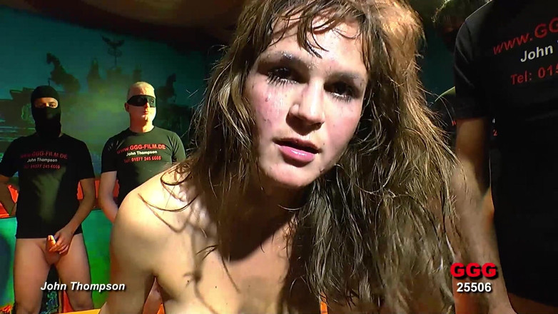 EroticPlanet XXX: Ggg John Thompson - 宝贝喜欢大鸡巴和更多的吞下大鸡巴和射精