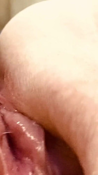 Mi Sgrilletta La Figa Bagnata Pensando a Te