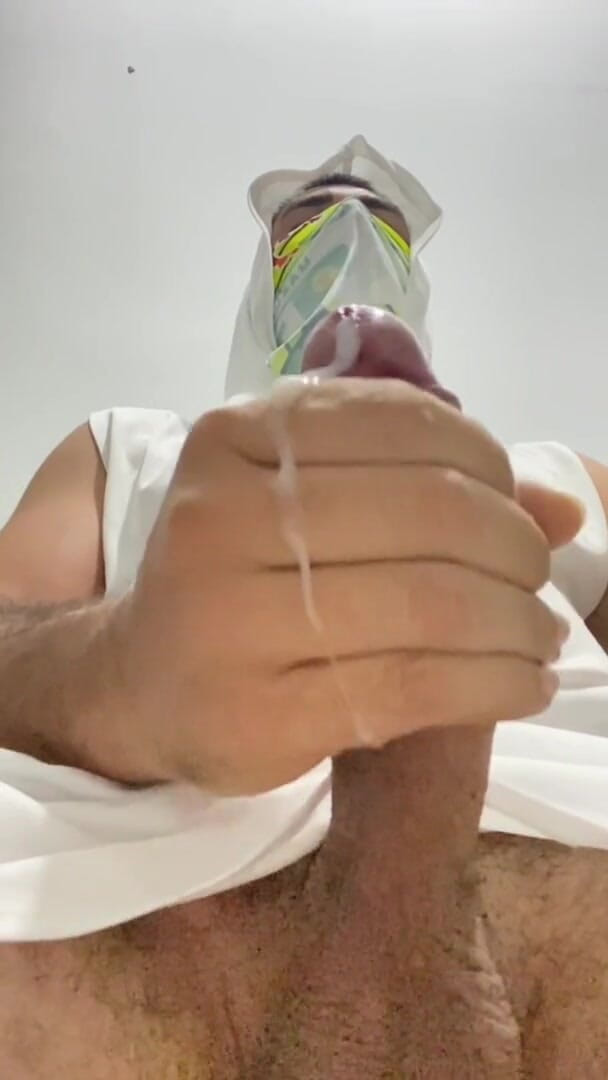 Latin mature king: Много спермы, огромный пенис