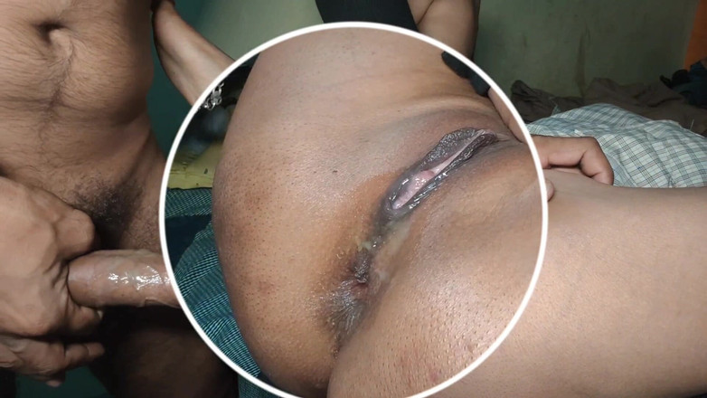 Sexy biwi: Tog min klasskamrat flickvän till Oyo och knullade hennes röv