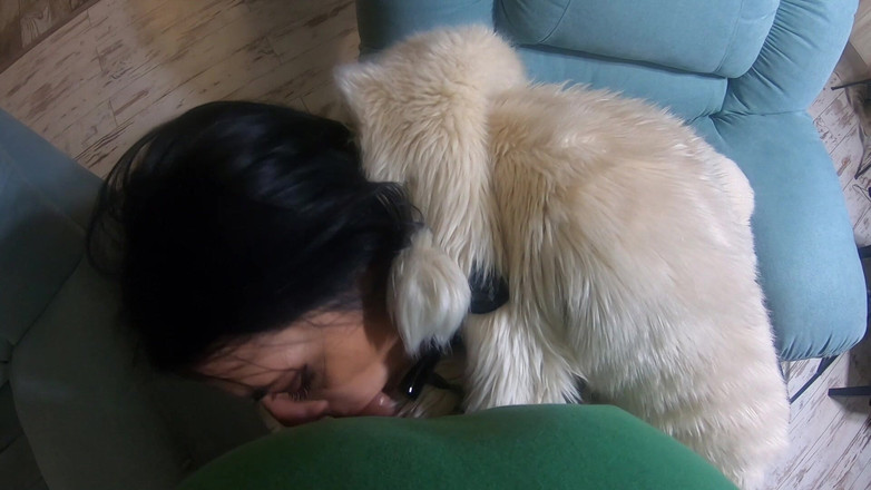 MilfyCalla: Beyaz kürk manto ve ugg çizmeler giyerken yüz sikişi 208