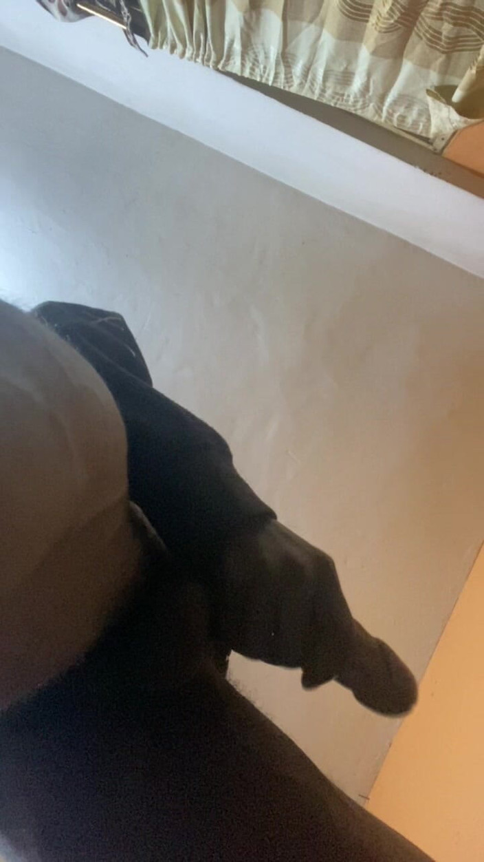 Slimniqqa: 大黑少女和大黑撸管