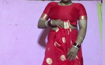 Newly Married Desi Bhabhi Sucked a Big Cock of Her New Boss