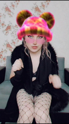 Popular Feminine Amateur Model Kitty thumbnail