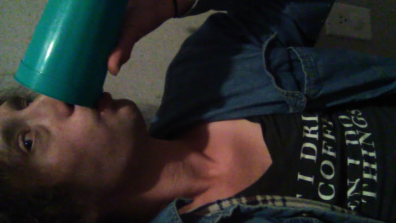 LilTaste: Urinat fetiș video fanclub al lunii (ffvotm); August 2020